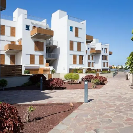Maravilloso Apartamento Frente A La Playa, El Medano Apartment *