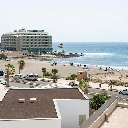 Maravilloso Apartamento Frente A La Playa, El Medano Apartment