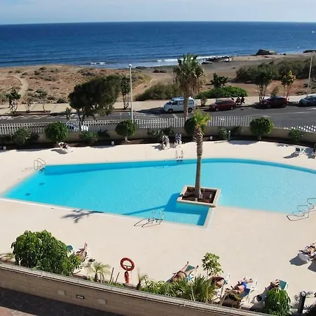 Maravilloso Apartamento Frente A La Playa, El Medano * גרנדילה דה אבונה