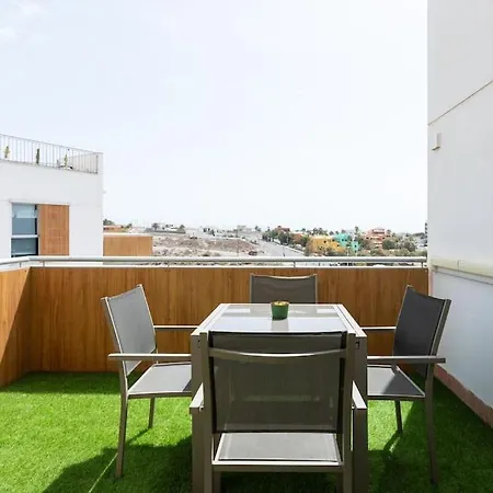 Maravilloso Apartamento Frente A La Playa, El Medano דירה *